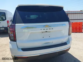 2024 Chevrolet Tahoe LT with VIN 1GNSCNKD2RR242589, listed as a IAAI auction lot 42008136 with 35,204 mi miles. Bid and sale history available at carsss.com. Image 17.