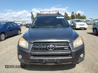 2010 Toyota RAV4 Sport с VIN JTMRK4DV8A5093319, выставлен на аукционе Copart как лот 56537735 с пробегом 152 808 миль миль и Списание • Salvage title. История ставок и продаж доступна на DreamBid. Изображение 5.
