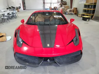 2011 Ferrari 458 Italia z VIN ZFF67NFA2B0180802, wystawiony jako Copart lot #78984894 z przebiegiem 33 420 mil mil oraz Szkody całkowita. Historia ofert i sprzedaży dostępna na DreamBid. Obrazek 5.