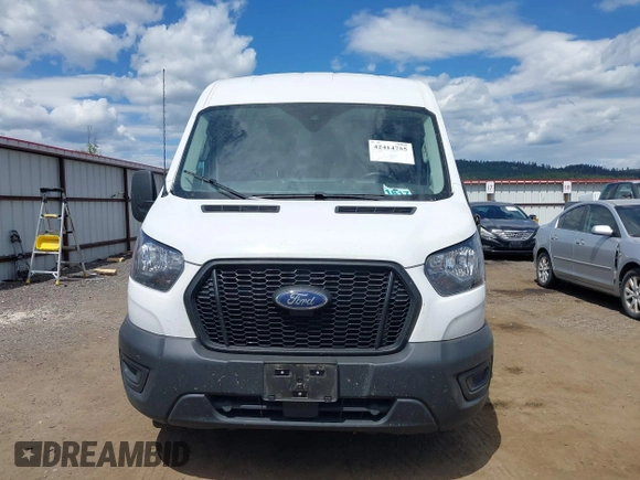2023 Ford Transit Cargo z VIN 1FTBR1C89PKB34445, wystawiony jako IAAI lot #42414755 z przebiegiem 30 593 mil mil oraz . Historia ofert i sprzedaży dostępna na DreamBid. Obrazek 12.