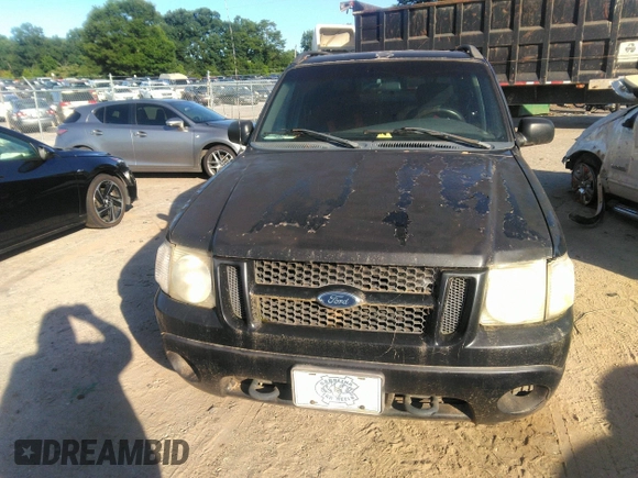 2001 Ford Explorer Sport Trac z VIN 1FMZU67EX1UA21105, wystawiony jako IAAI lot #39531116 z przebiegiem 384 564 mil mil oraz . Historia ofert i sprzedaży dostępna na DreamBid. Obrazek 6.