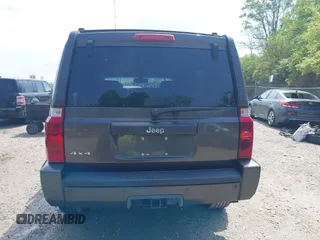 2006 Jeep Commander z VIN 1J8HG48N56C141782, wystawiony jako IAAI lot #42239618 z przebiegiem 113 037 mil mil oraz . Historia ofert i sprzedaży dostępna na DreamBid. Obrazek 16.