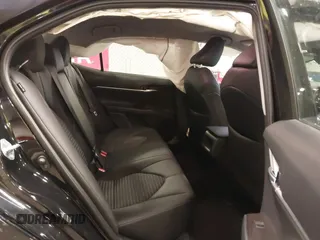 2023 Toyota Camry SE z VIN 4T1G11AK5PU077849, wystawiony jako IAAI lot #42210826 z przebiegiem 45 680 mil mil oraz . Historia ofert i sprzedaży dostępna na DreamBid. Obrazek 8.