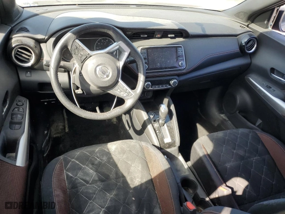 2018 Nissan Kicks SV with VIN 3N1CP5CUXJL504762, listed as a Copart auction lot 48464885 with 0 mi miles and Salvage Title. Bid and sale history available at carsss.com. Image 8.