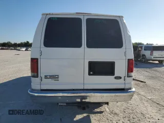 2008 Ford Econoline Passenger XL with VIN 1FBSS31L58DA58286, listed as a Copart auction lot 85953774 with 205,627 mi miles and Salvage Title. Bid and sale history available at DreamBid. Image 6.