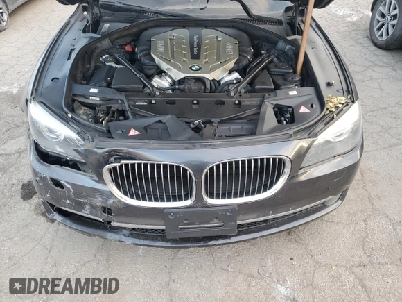 2011 BMW 7 Series 750Li xDrive with VIN WBAKC8C52BC433114, listed as a Copart auction lot 83618794 with 111,664 mi miles and Clean Title. Bid and sale history available at carsss.com. Image 11.