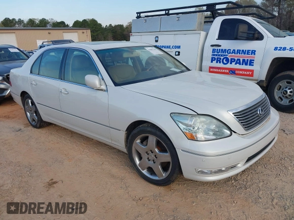 2005 Lexus LS 430 with VIN JTHBN36FX55011393, listed as a IAAI auction lot 41883790 with 186,981 mi miles. Bid and sale history available at carsss.com. Image 1.