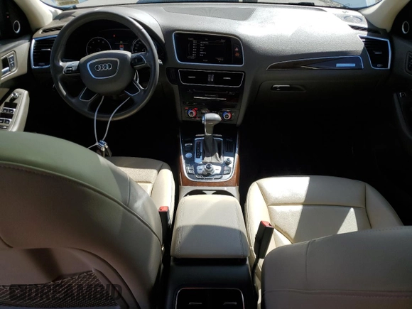 2015 Audi Q5 Premium Plus z VIN WA1LFAFP2FA055505, wystawiony jako Copart lot #55158245 z przebiegiem 114 693 mil mil oraz Szkody całkowita. Historia ofert i sprzedaży dostępna na DreamBid. Obrazek 8.