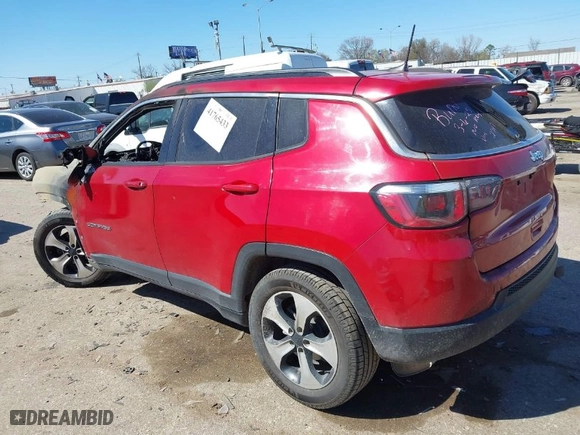 2018 Jeep Compass Latitude with VIN 3C4NJCBB6JT102717, listed as a IAAI auction lot 41765433 with 1 mi miles. Bid and sale history available at carsss.com. Image 3.