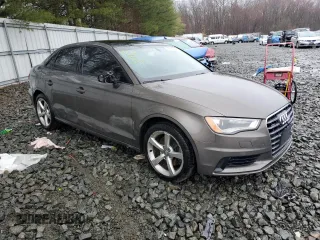2015 Audi S3 2.0T Premium Plus with VIN WAUBFGFF0F1050425, listed as a Copart auction lot 43683943 with 104,077 mi miles. Bid and sale history available at carsss.com. Image 4.
