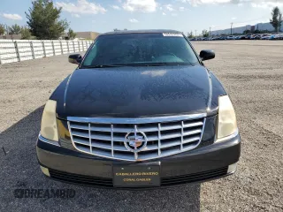 2011 Cadillac DTS Professional Limousine z VIN 1GE9K9C62BU550213, wystawiony jako Copart lot #49420545 z przebiegiem 29 936 mil mil oraz Czysty tytuł • Clean title. Historia ofert i sprzedaży dostępna na DreamBid. Obrazek 5.