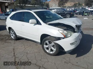 2006 Lexus RX 330 with VIN 2T2GA31U16C050012, listed as a IAAI auction lot 41609513 with 209,653 mi miles. Bid and sale history available at carsss.com. Image 1.