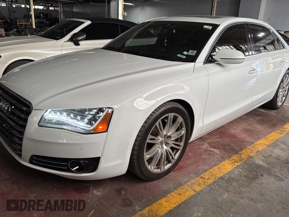 2014 Audi A8 3.0L TDI with VIN WAURMAFD2EN003811, listed as a Copart auction lot 61867575 with 120,705 mi miles and Clean title. Bid and sale history available at DreamBid. Image 2.