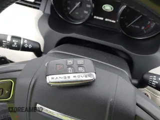 2015 Land Rover Range Rover Evoque Prestige with VIN SALVV2BG9FH024488, listed as a IAAI auction lot 41754265 with 87,714 mi miles and . Bid and sale history available at DreamBid. Image 11.