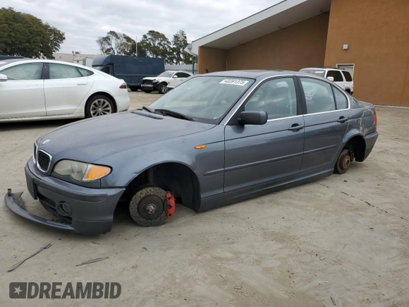 2002 BMW 3 Series 330i with VIN WBAEV53482KM20077, listed as a Copart auction lot 43391375 with 0 mi miles and Salvage Title. Bid and sale history available at carsss.com. Image 1.