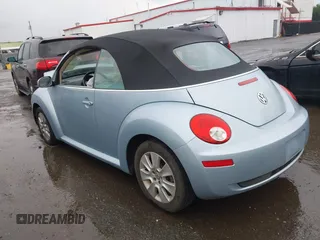 2010 Volkswagen Beetle with VIN 3VWRG3AL6AM008886, listed as a IAAI auction lot 42618429 with 100,264 mi miles and . Bid and sale history available at DreamBid. Image 3.
