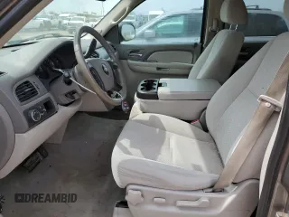 2008 Chevrolet Suburban LT w/2LT with VIN 3GNFC16J78G165629, listed as a Copart auction lot 49890455 with 146,796 mi miles and Salvage Title. Bid and sale history available at carsss.com. Image 7.