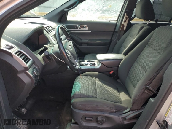 2011 Ford Explorer XLT with VIN 1FMHK8D87BGA24815, listed as a Copart auction lot 55281435 with 299,546 mi miles and Salvage Title. Bid and sale history available at DreamBid. Image 7.
