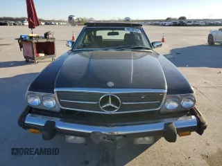 1988 Mercedes-Benz 560 SL with VIN WDBBA48D9JA089761, listed as a Copart auction lot 86198784 with 139,576 mi miles and Clean Title. Bid and sale history available at carsss.com. Image 5.