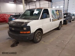 2006 Chevrolet Express Cargo Van with VIN 1GCFG15X261210944, listed as a IAAI auction lot 41443499 with 313,608 mi miles. Bid and sale history available at carsss.com. Image 17.