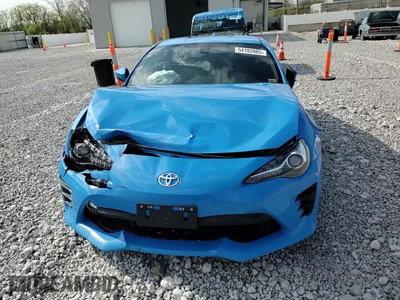 2020 Toyota 86 z VIN JF1ZNAA10L8752508, wystawiony jako Copart lot #54103985 z przebiegiem 67 479 mil mil oraz Szkoda całkowita • Salvage title. Historia ofert i sprzedaży dostępna na DreamBid. Obrazek 14.