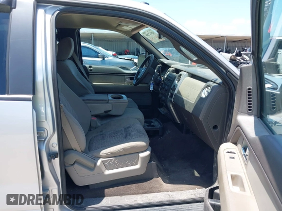 2009 Ford F-150 XL z VIN 1FTRW12839FA12345, wystawiony jako IAAI lot #42512280 z przebiegiem 121 574 mil mil oraz . Historia ofert i sprzedaży dostępna na DreamBid. Obrazek 5.