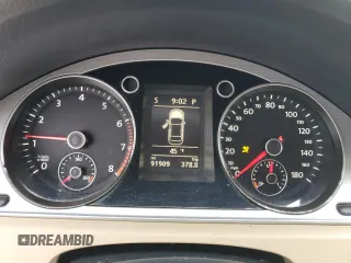 2013 Volkswagen CC Sport with VIN WVWBP7AN8DE566553, listed as a Copart auction lot 45039435 with 91,909 mi miles and Clean Title. Bid and sale history available at carsss.com. Image 9.