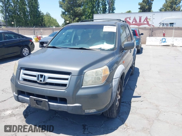 2007 Honda Pilot EX-L with VIN 5FNYF18587B015655, listed as a IAAI auction lot 42485193 with 293,684 mi miles and . Bid and sale history available at DreamBid. Image 6.