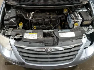 2006 Chrysler Town & Country LWB LX with VIN 2A4GP44R46R601270, listed as a Copart auction lot 82840634 with 287,266 mi miles and Salvage Title. Bid and sale history available at carsss.com. Image 12.