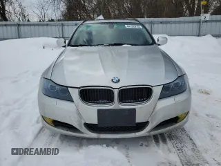 2011 BMW 3 Series 328i xDrive with VIN WBAUU3C54BA541898, listed as a Copart auction lot 44102915 with 320,395 mi miles and Clean Title. Bid and sale history available at DreamBid. Image 5.