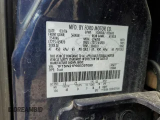 2006 Ford F-250 XL with VIN 1FTSW21P66ED57080, listed as a Copart auction lot 87286064 with 242,283 mi miles and Salvage title. Bid and sale history available at DreamBid. Image 12.