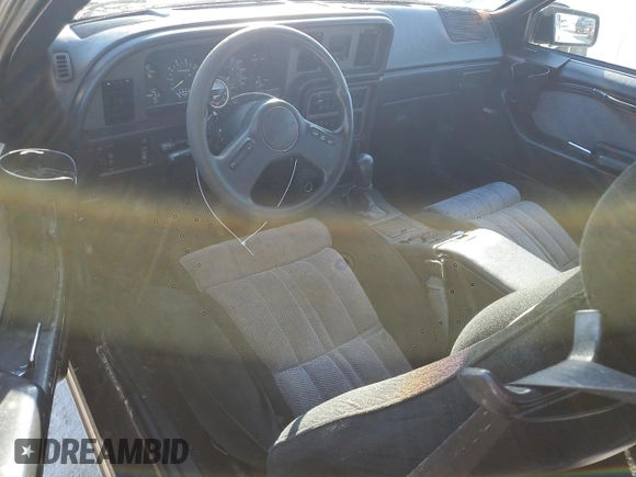 1988 Ford Thunderbird with VIN 1FABP64T3JH145411, listed as a Copart auction lot 78222654 with 143,134 mi miles and Salvage Title. Bid and sale history available at DreamBid. Image 8.