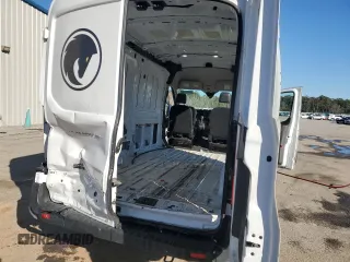 2022 Ford Transit Cargo with VIN 1FTBR2C81NKA65009, listed as a Copart auction lot 46873715 with 58,601 mi miles and Salvage Title. Bid and sale history available at DreamBid. Image 6.