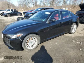 2021 Alfa Romeo Giulia with VIN ZARFANAN6M7648198, listed as a Copart auction lot 47525925 with 30,802 mi miles and Salvage Title. Bid and sale history available at carsss.com. Image 1.