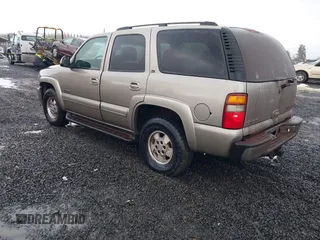 2003 Chevrolet Tahoe LS with VIN 1GNEK13T93J308334, listed as a IAAI auction lot 41582475 with 263,031 mi miles. Bid and sale history available at carsss.com. Image 3.