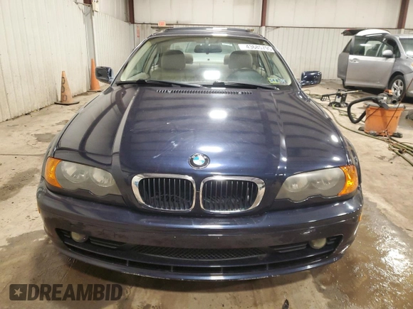 2001 BMW 3 Series 325Ci with VIN WBABN33491JW55177, listed as a Copart auction lot 43685795 with 120,610 mi miles and Salvage Title. Bid and sale history available at carsss.com. Image 5.