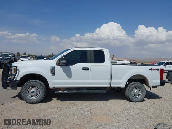 2019 Ford F-250 XL with VIN 1FT7X2B62KED43261, listed as a IAAI auction lot 42256832 with 140,959 mi miles and . Bid and sale history available at DreamBid. Image 14.