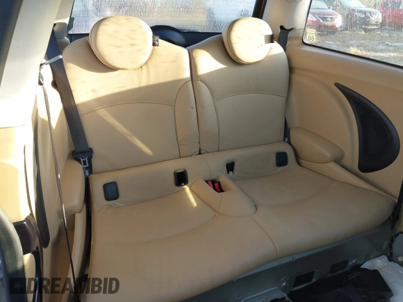 2007 MINI Hardtop with VIN WMWMF33587TU60750, listed as a IAAI auction lot 40640995 with Not Provided miles and . Bid and sale history available at DreamBid. Image 8.