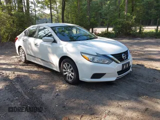 2017 Nissan Altima S with VIN 1N4AL3AP6HN354652, listed as a IAAI auction lot 42541286 with 143,940 mi miles and . Bid and sale history available at DreamBid. Image 1.