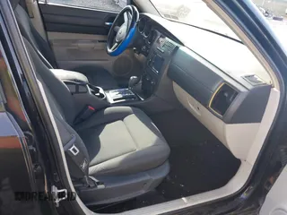 2007 Dodge Charger with VIN 2B3KA43R97H821466, listed as a IAAI auction lot 41768015 with 166,365 mi miles and . Bid and sale history available at carsss.com. Image 5.