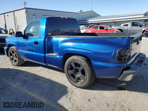 2004 Chevrolet Silverado 1500 LS with VIN 1GCEC14T04Z195171, listed as a Copart auction lot 43559235 with 142,316 mi miles and Salvage Title. Bid and sale history available at carsss.com. Image 2.