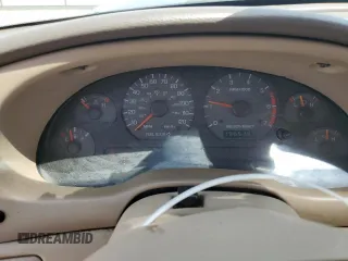 1999 Ford Mustang z VIN 1FAFP4041XF140264, wystawiony jako Copart lot #54801555 z przebiegiem 156 514 mil mil oraz Szkoda całkowita • Salvage title. Historia ofert i sprzedaży dostępna na DreamBid. Obrazek 9.