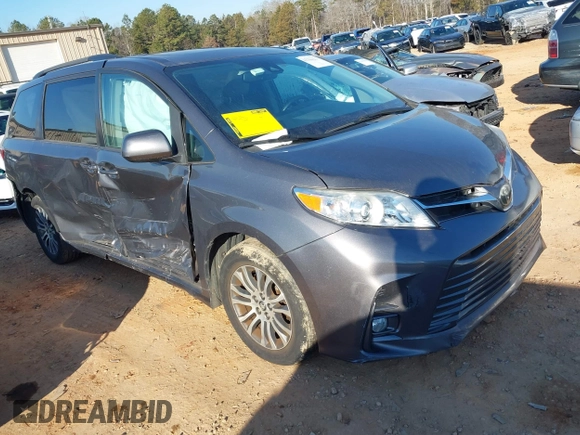 2019 Toyota Sienna XLE Auto Access Seat with VIN 5TDYZ3DC4KS971453, listed as a IAAI auction lot 41394821 with 93,308 mi miles. Bid and sale history available at carsss.com. Image 1.