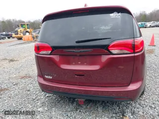 2020 Chrysler Pacifica Touring with VIN 2C4RC1FGXLR100447, listed as a IAAI auction lot 41514925 with 46,001 mi miles. Bid and sale history available at carsss.com. Image 16.