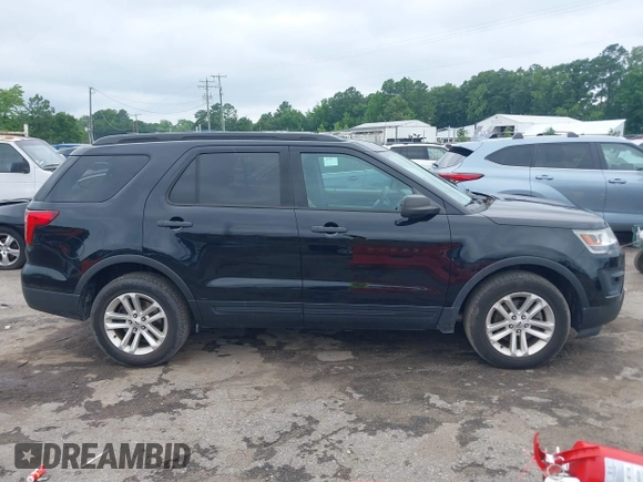 2017 Ford Explorer z VIN 1FM5K8B87HGE27594, wystawiony jako IAAI lot #42686352 z przebiegiem 93 173 mil mil oraz . Historia ofert i sprzedaży dostępna na DreamBid. Obrazek 13.