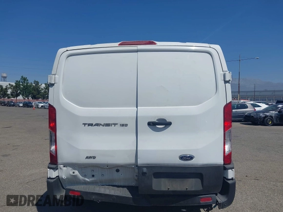 2023 Ford Transit z VIN 1FTYE2Y89PKA72629, wystawiony jako IAAI lot #42633315 z przebiegiem 61 547 mil mil oraz . Historia ofert i sprzedaży dostępna na DreamBid. Obrazek 17.