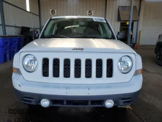 2017 Jeep Patriot Sport z VIN 1C4NJPBB0HD208815, wystawiony jako Copart lot #57531115 z przebiegiem 96 592 mil mil oraz Czysty tytuł • Clean title. Historia ofert i sprzedaży dostępna na DreamBid. Obrazek 5.