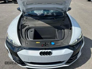 2023 Audi RS e-tron GT z VIN WAUBHBFW7P7901163, wystawiony jako Copart lot #78806134 z przebiegiem 878 mil mil oraz Tytuł czysty. Historia ofert i sprzedaży dostępna na DreamBid. Obrazek 8.