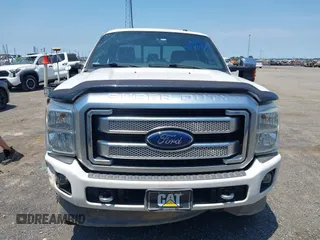 2013 Ford F-250 XL z VIN 1FT7W2BT6DEB55273, wystawiony jako IAAI lot #42323813 z przebiegiem 170 212 mil mil oraz . Historia ofert i sprzedaży dostępna na DreamBid. Obrazek 12.