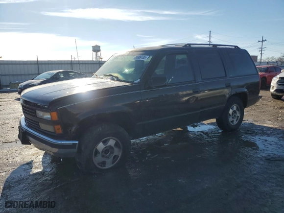 1997 Chevrolet Tahoe with VIN 1GNEK13R7VJ337340, listed as a Copart auction lot 88989435 with 208,313 mi miles and Salvage Title. Bid and sale history available at carsss.com. Image 1.